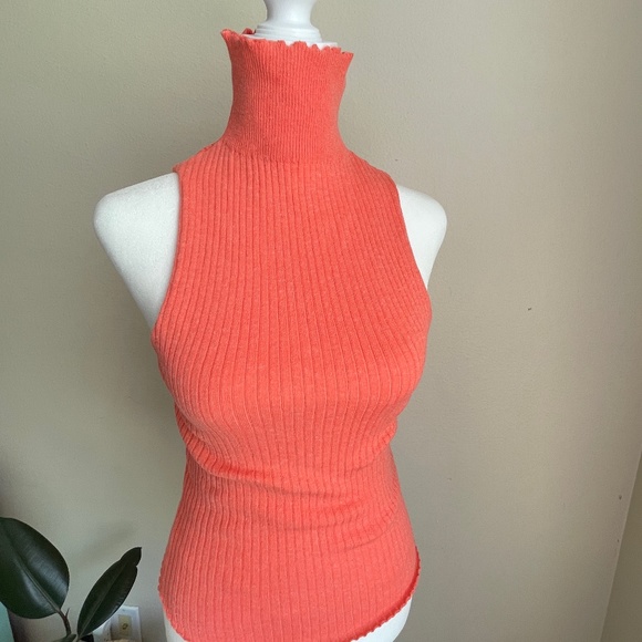 UO Urban Outfitters Sofia sleeveless turtleneck sweater Medium - Picture 3 of 8